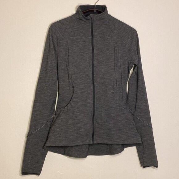 Lululemon Define Jacket Women's 6 Gray Black Full Zip Pockets Peplum Thumb Holes - Picture 16 of 16